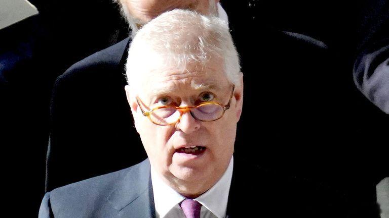 查尔斯三世国王 【news】爱泼斯坦将安德鲁失去英国贸易特使职位的责任归咎于“查