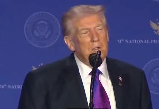 🔻特朗普说：“他们对我说：‘你可以去睡。我们为你准备了房间’。我说：‘不不，我