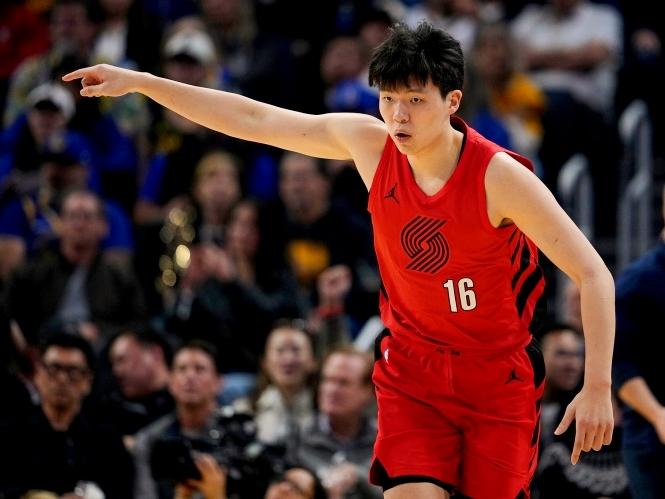 杨瀚森发展联盟得分新高，如砍瓜切菜般轻松

昨天刚打完和勇士队的比赛，不到24小