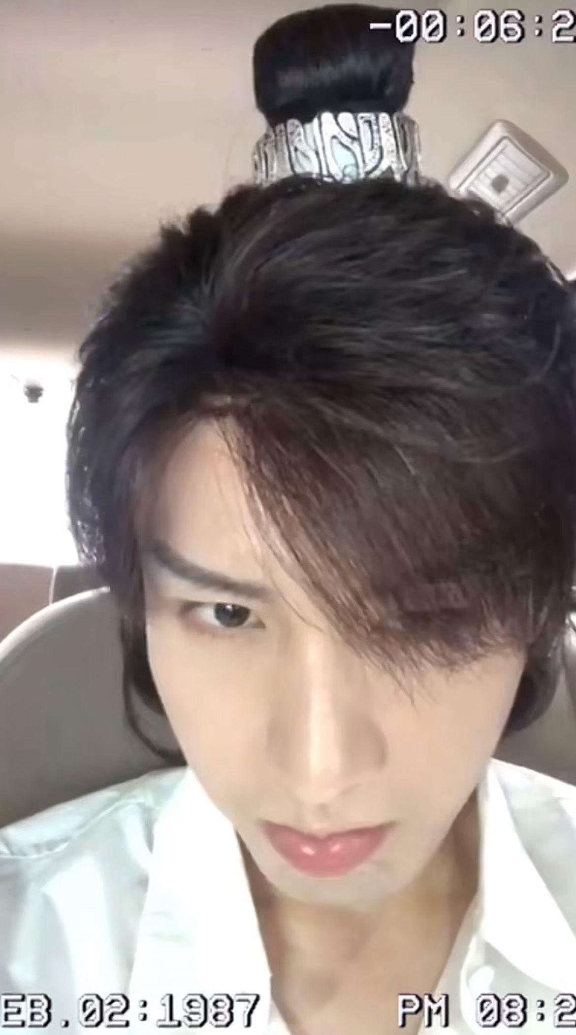 沉浸式欣赏男朋友的自拍，晚安，梦里有淇！

成毅｜赴山海｜萧秋水｜李沉舟｜肖明明