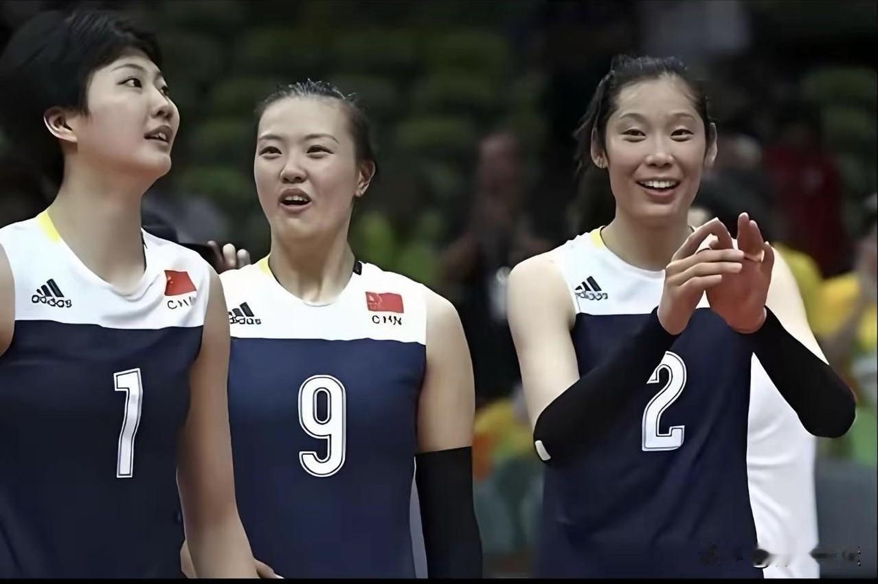 中国女排的朱袁张时代令人怀念。朱婷94、袁心玥96、张常宁95年末出生，年龄依次