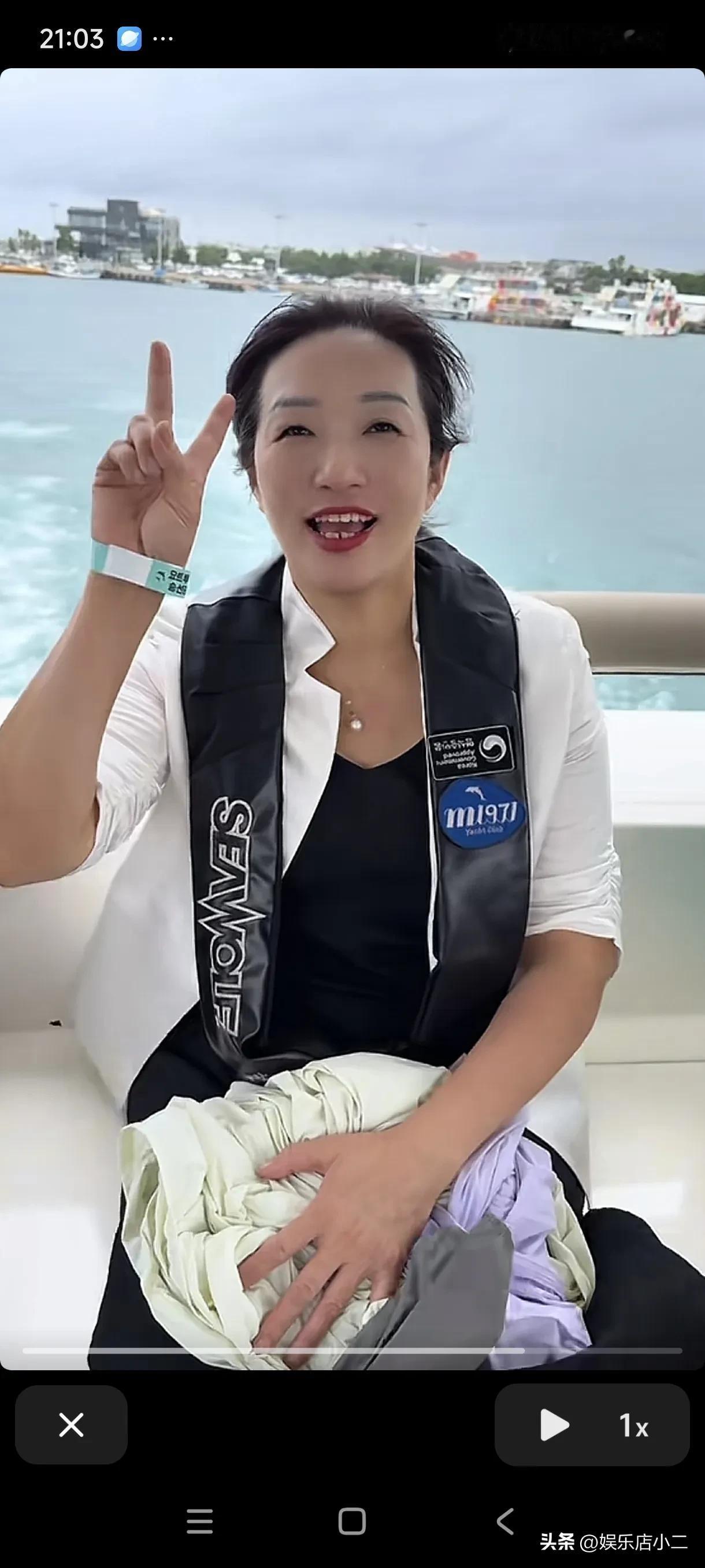 如果只看这个视频，不去了解谢浩男的寻亲史，还以为他们只是一个无忧无虑富裕家庭，趁