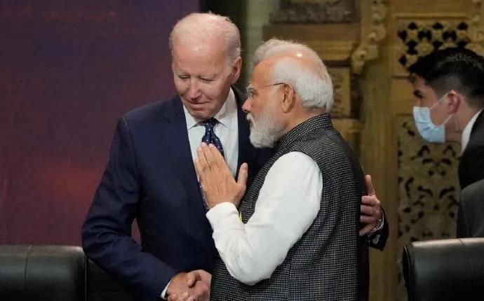 要说亚洲目前哪个国家吃的最开，非印度莫属，一方面是上海合作组织成员，跟着俄罗斯中