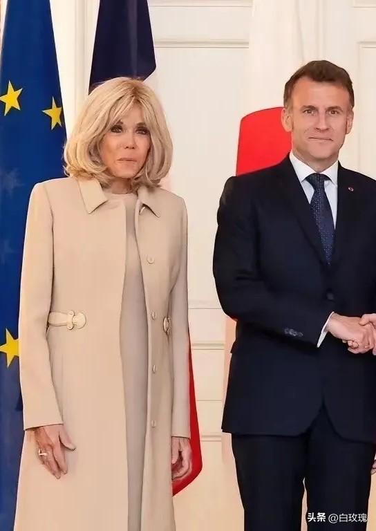 特朗普嘴太欠！拿马克龙家事开涮，马克龙不惯着直接硬刚，真解气！

特朗普这次是真