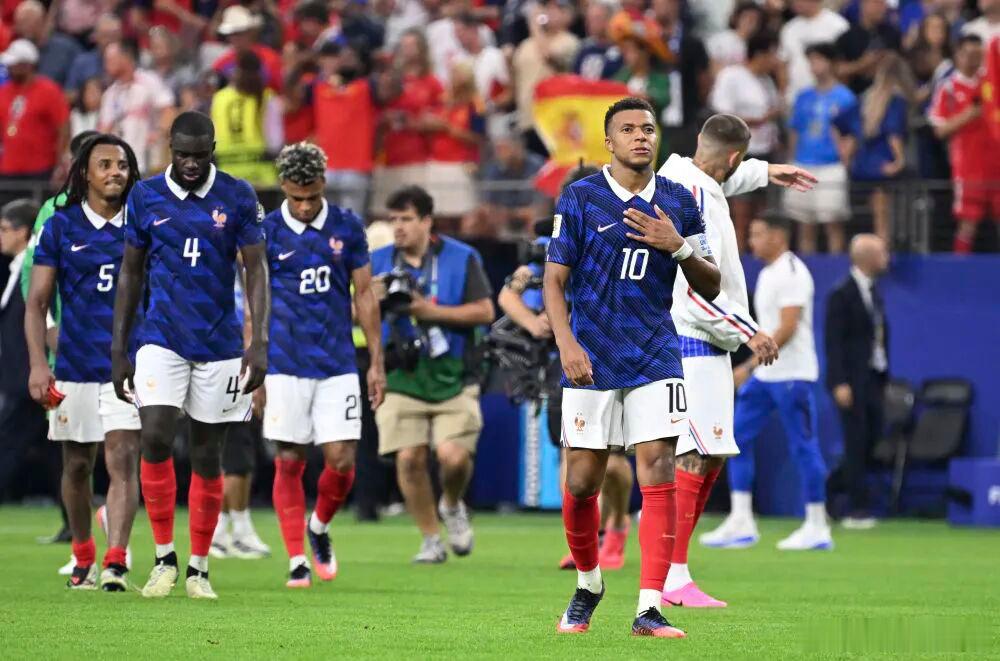 7月18日足球推荐🔥🔥🔥世界杯 世界杯103:法国VS英格兰方向：主胜  