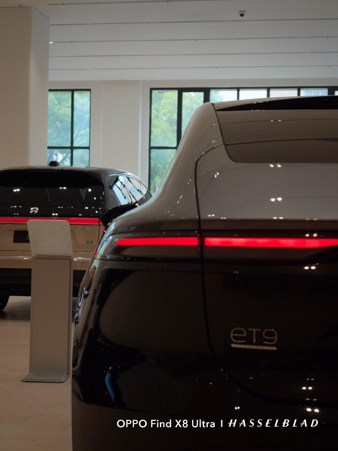 蔚来目前最高端的两台9系产品，你更喜欢哪一台？蔚来