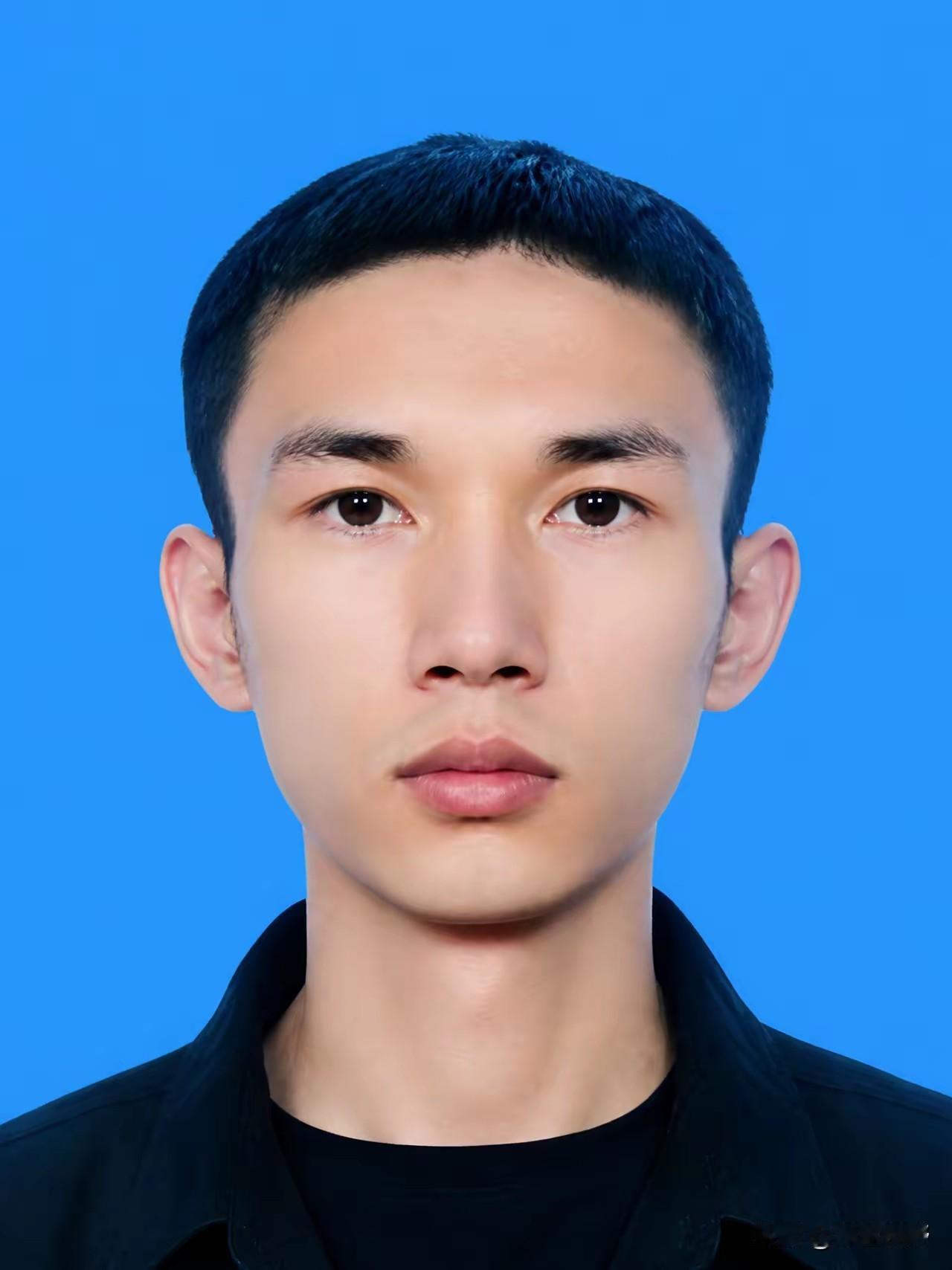 左明清，男，汉族，1996年3月生，生前系福建省厦门市思明区某外卖配送员。202
