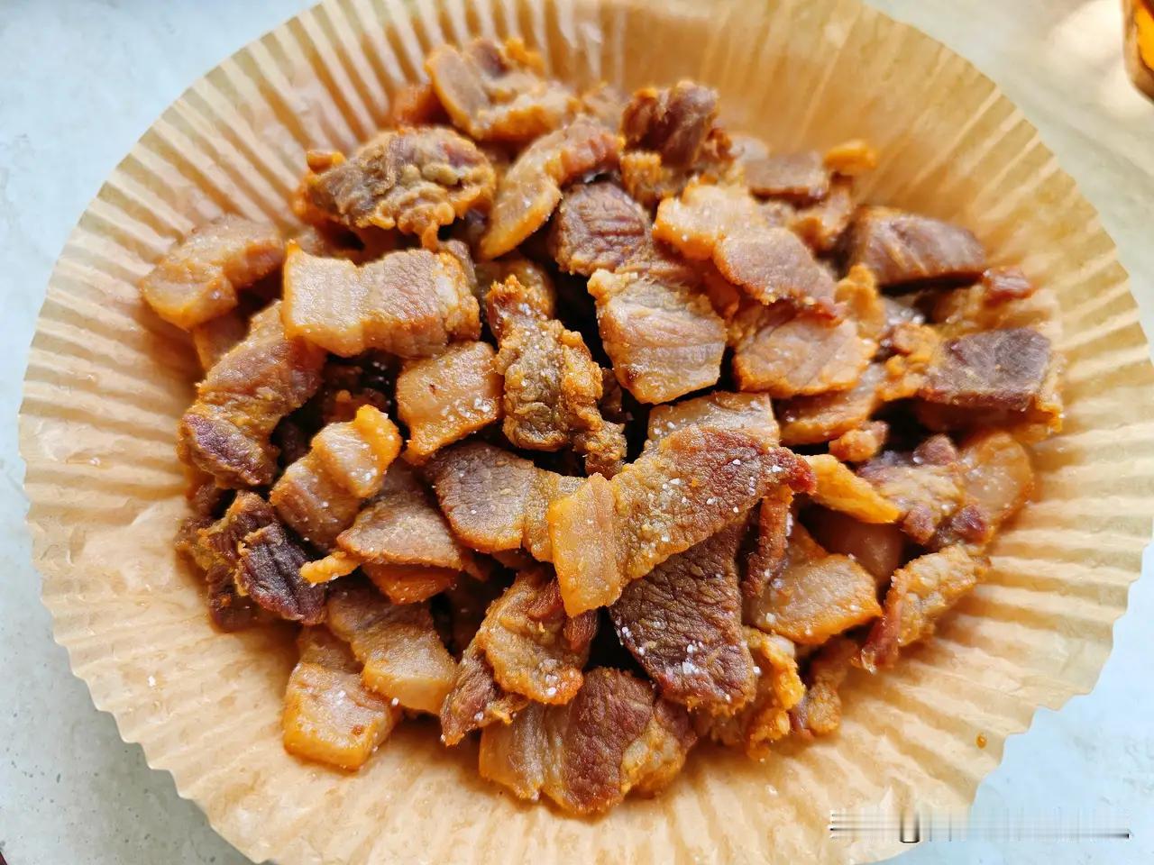 微博拒绝名人大战！
随后，1月16日，罗永浩发长文回应西贝闭店102家：没见过一