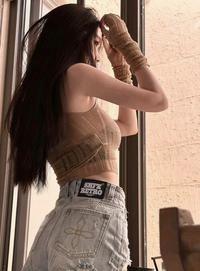 做人要方，做事要圆
 
做人的“方”，是刻在骨子里的
去年小区选业委会
有人想拉