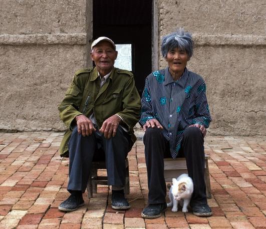 魏德友夫妇，感动中国2016候选人物。其中，魏德友是“七一勋章”获得者。
魏德友
