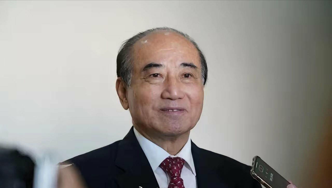 为王金平点一个大大的赞[赞]
王金平提出，两岸主权不分割，国防外交归中央，其他的