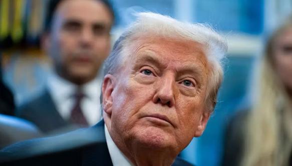 台湾的天终于塌了
 
当地时间11月13日，根据美媒透露，美国要求台湾投资350