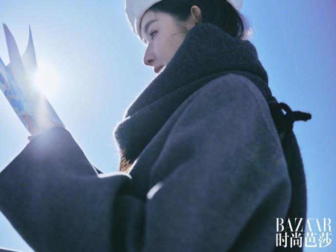 朔风裹雪轻叩冬日序章——王玉雯。每日明星美图分享