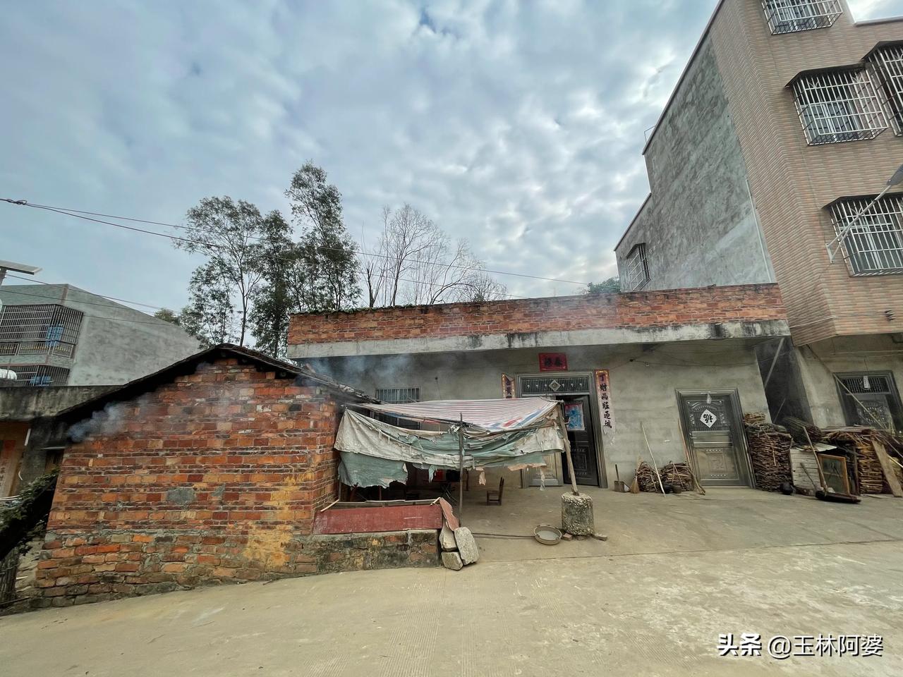 一直很多朋友说，给阿婆做一个洗菜台，这个月计划改造一下这里，大家有没有好的建议，