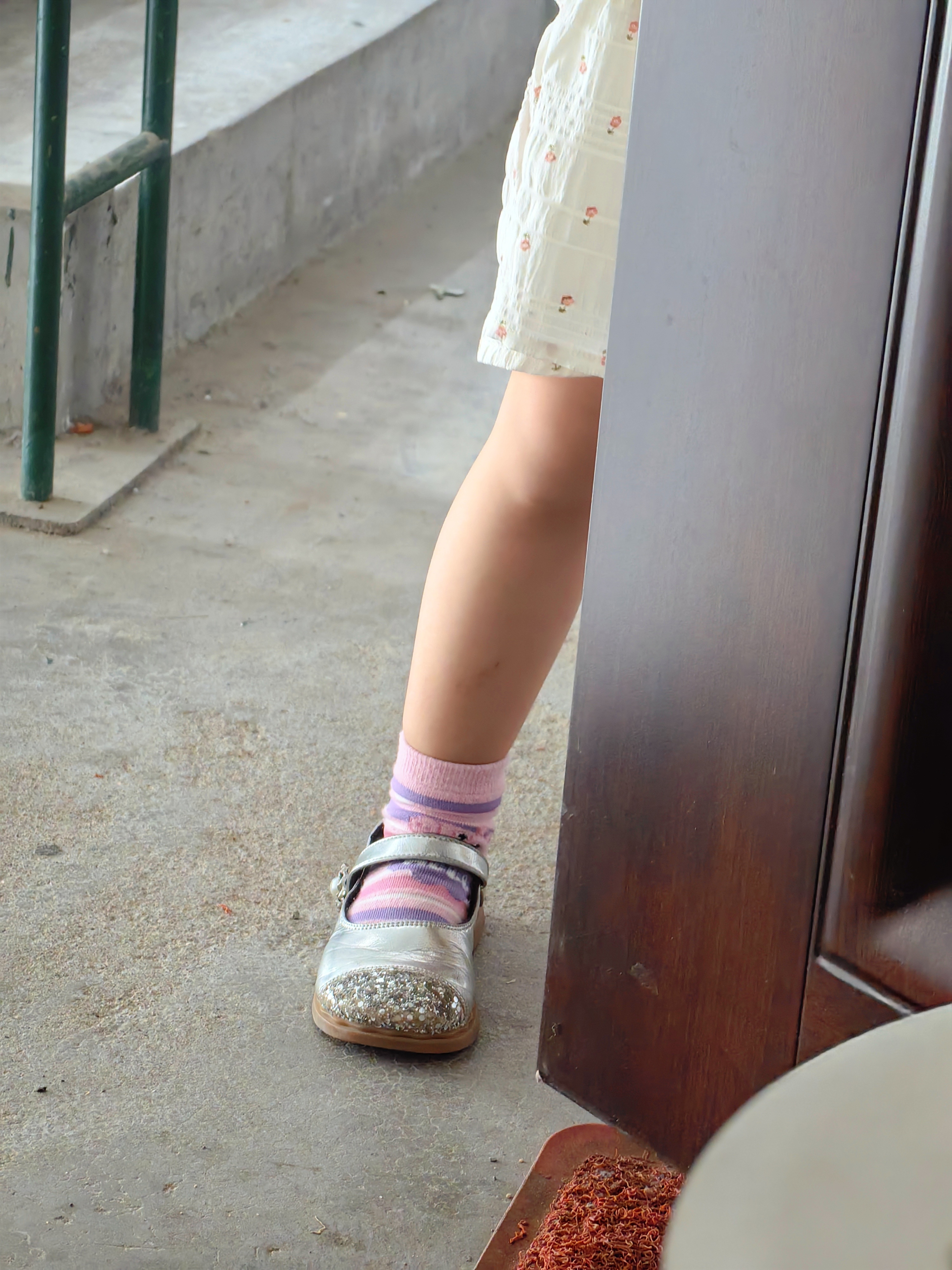 emm孩子说今天要自己搭配衣服 