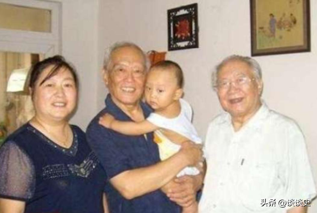 2004年，季羡林69岁的儿子季承因与妻子感情不和离婚，娶了比自己小40岁的保姆
