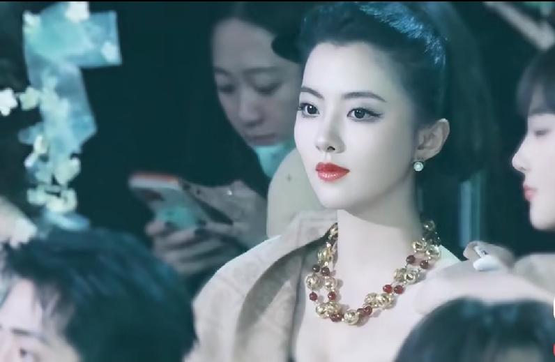 这妹子是谁看着就好看[比心]