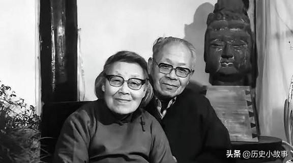 1945年，王世襄和袁荃猷结婚。婚后，王世襄发现妻子除了会剥蒜，其他家务活一概不