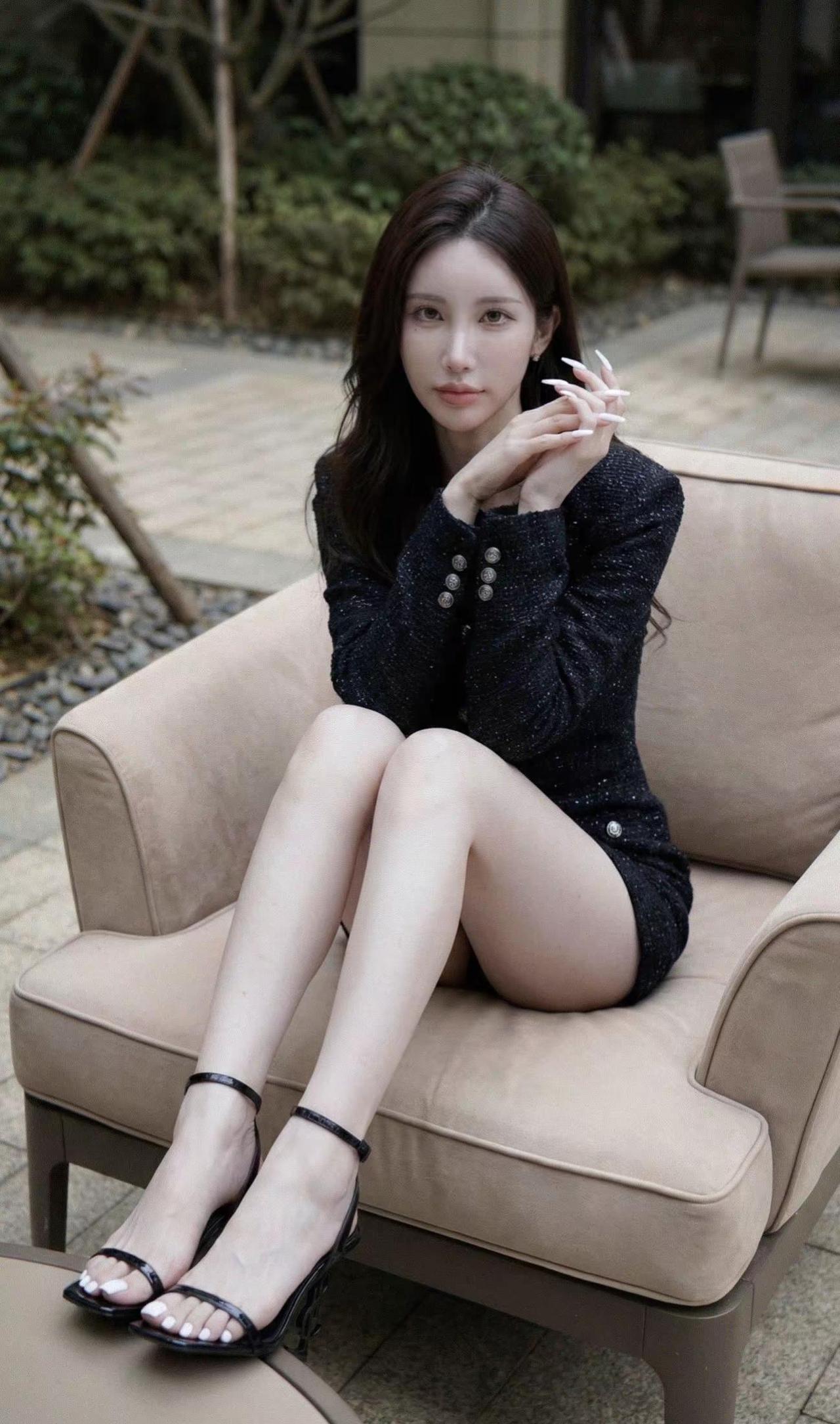 如果什么都原谅的话 那痛苦就是咎由自取的