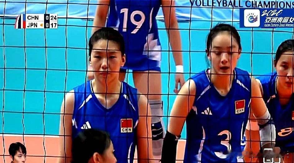 东亚女排锦标赛今晚打到中国女排二队和日本女排二队这场时，开局就能看出味道不一样。