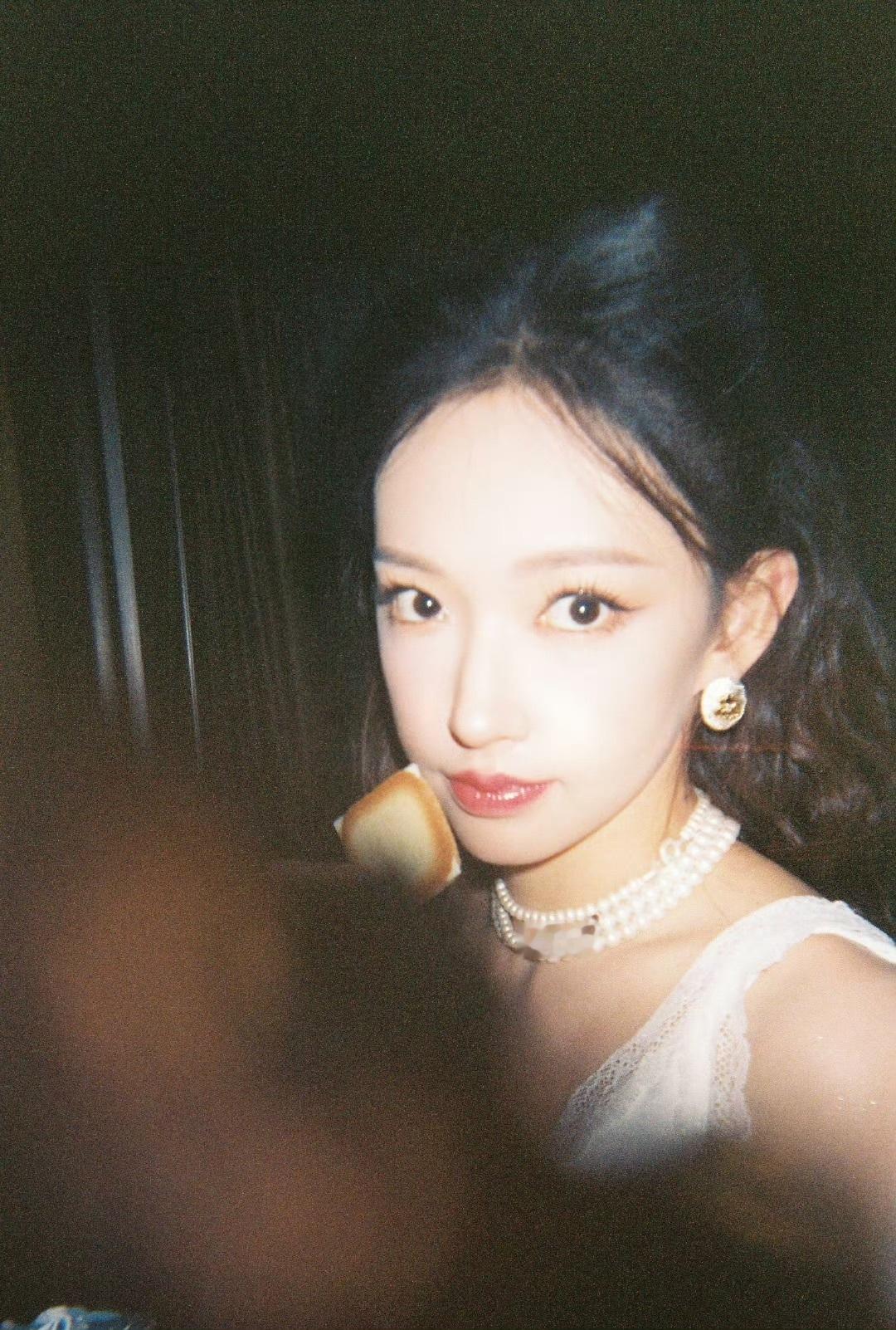 程潇做个俗人爱美爱财程潇郭爱美的人生很简单 程潇郭爱美的人生很简单 ​​​