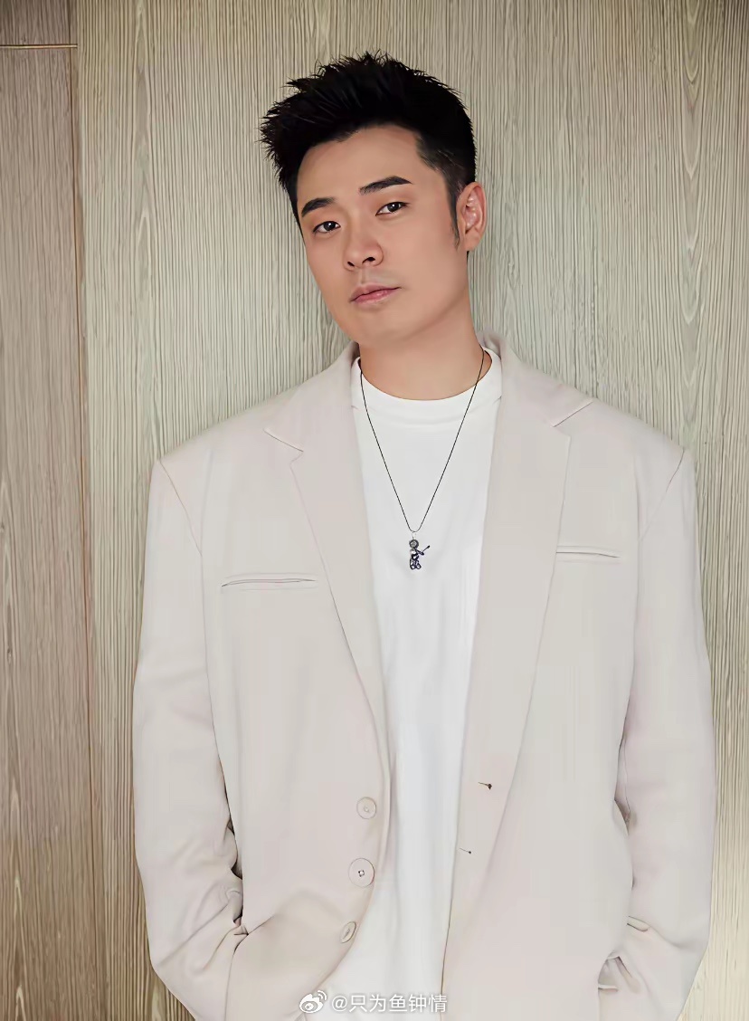 陈赫，他真是选择了一条最舒服的路不是拍戏，也不是直播卖货，而是综艺+自媒体，综艺