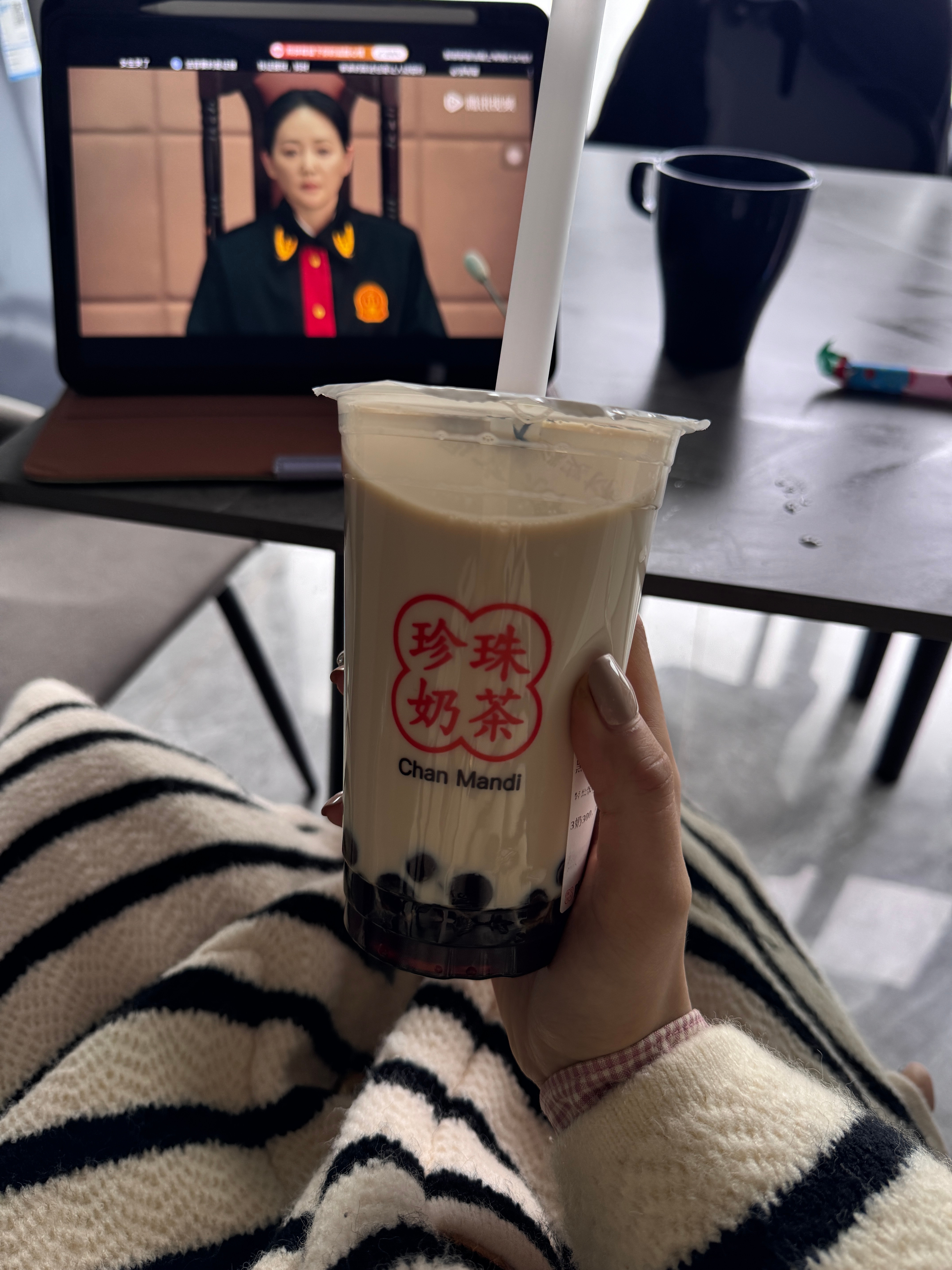 现在真变i了 周末都是宅家 基本上不给自己安排额外社交活动了[摊手] ​​​