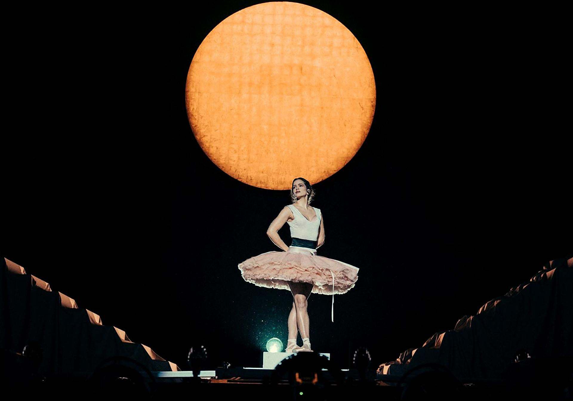 Rosalía LUX TourRosalía in Ann Demeuleme