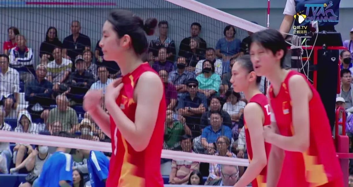 25:13，随着陈晓辉的快攻得分，中国女排胜第四局，从而以大比分3:1战胜越南队