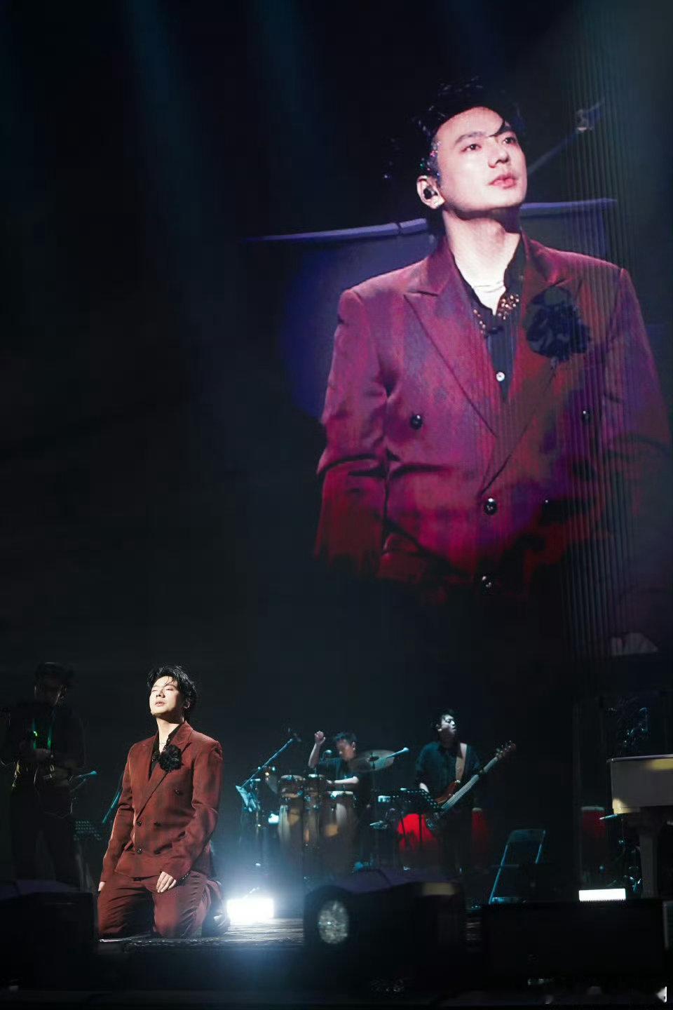 海来阿木一款真正的合家欢歌手海来阿木[超话]海来阿木真是合家欢歌手的代名词！老辈