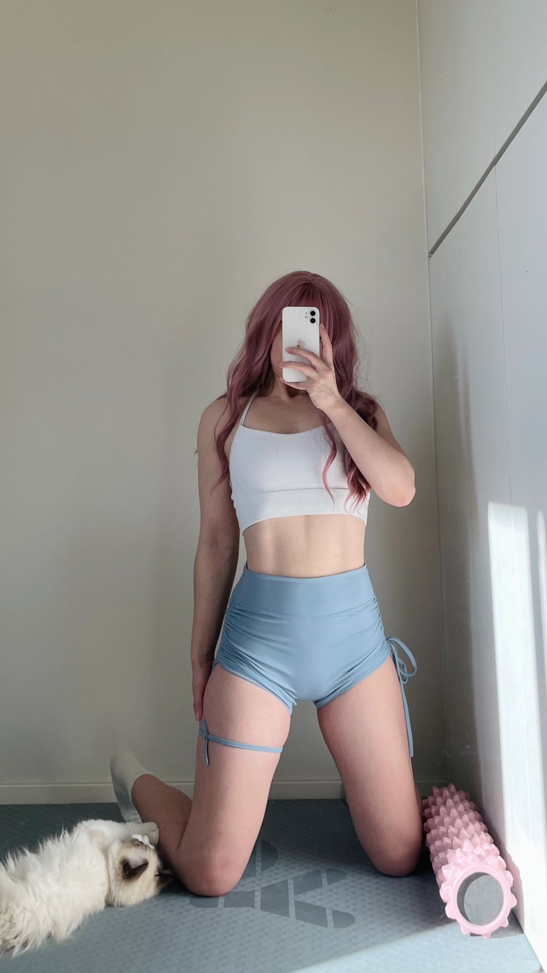 女生尽管大胆的撸铁 根本练不大🤷🏾‍♀️