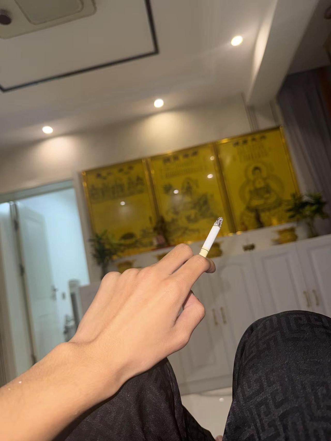 爱到尽头 覆水难收