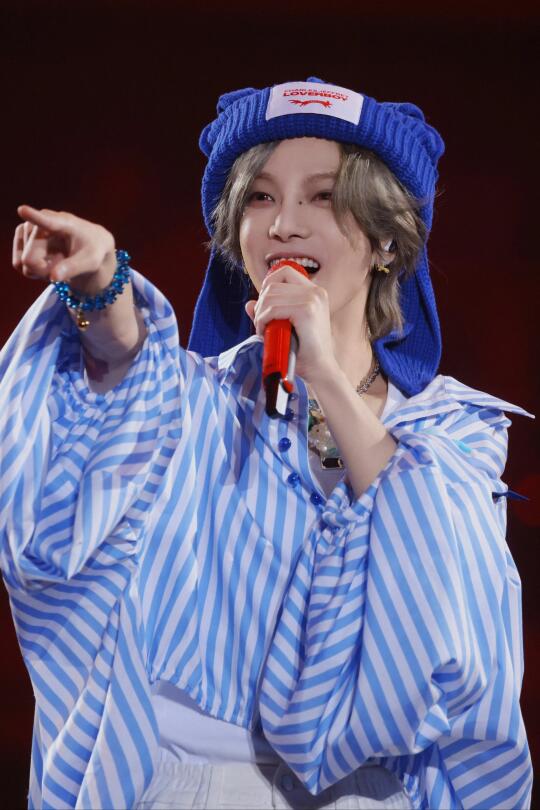 救命！花花又穿了我設計的衣服😍