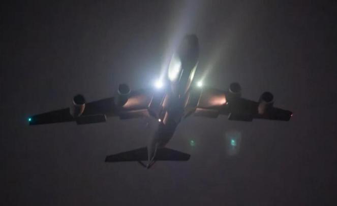 3月12日，美伊战争又有新情况，据伊朗中央司令部发布的战报，当天深夜，一架美国K