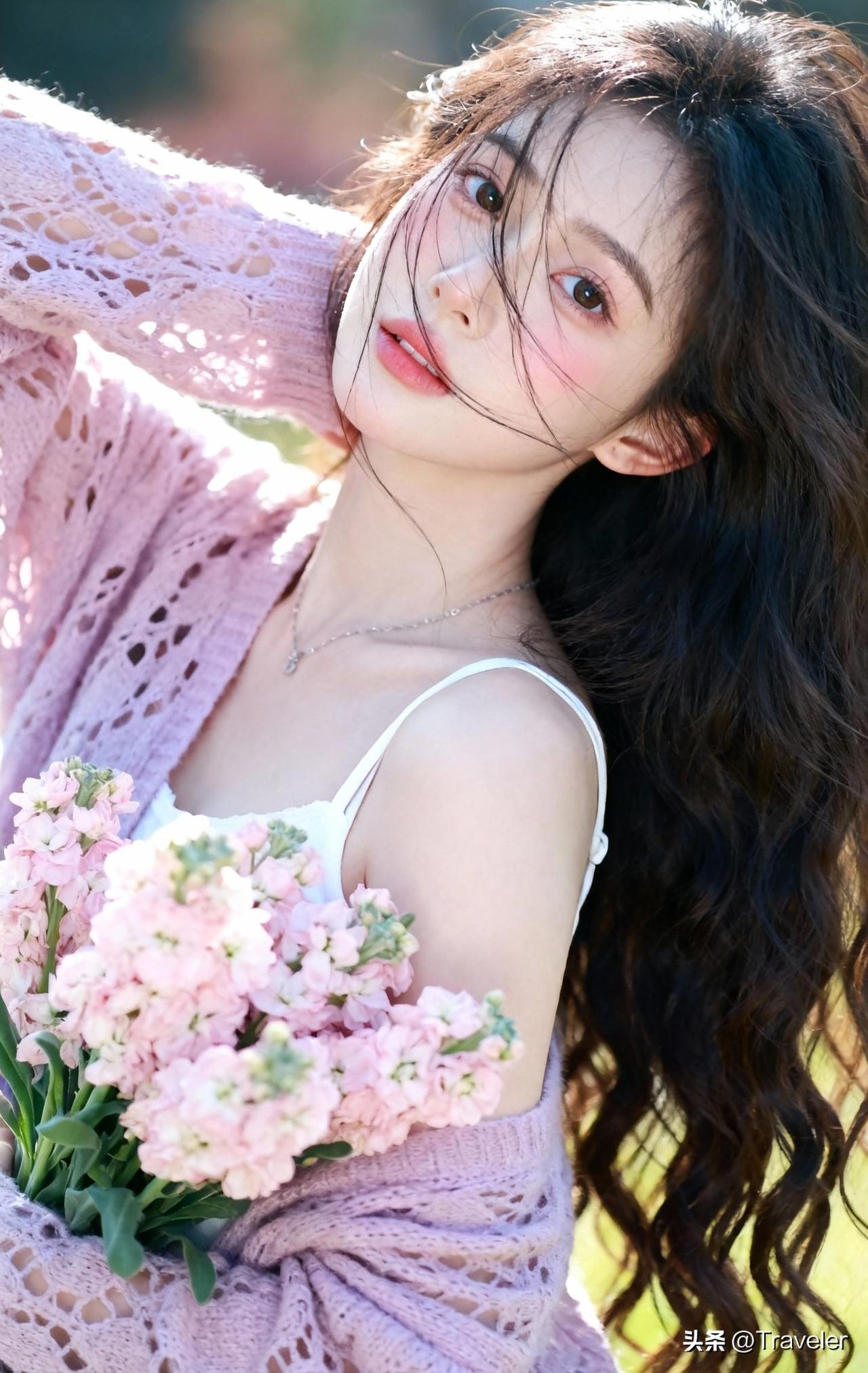 温柔粉紫色花束，少女心满满的一天🌸💕