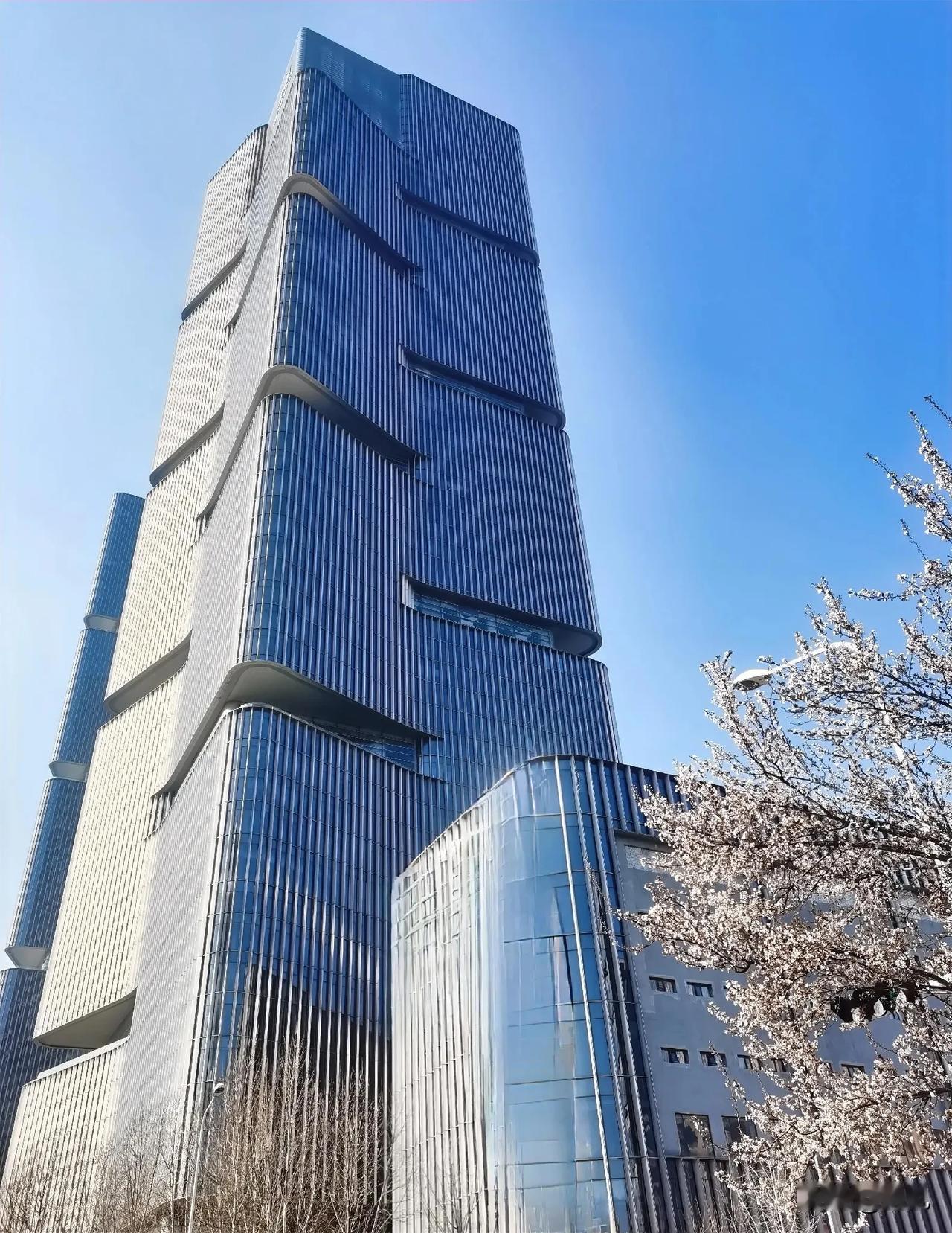 房价已经跌了四年，今年会止跌回稳吗？
这个问题还用问吗？楼市的销量就是最好的答案