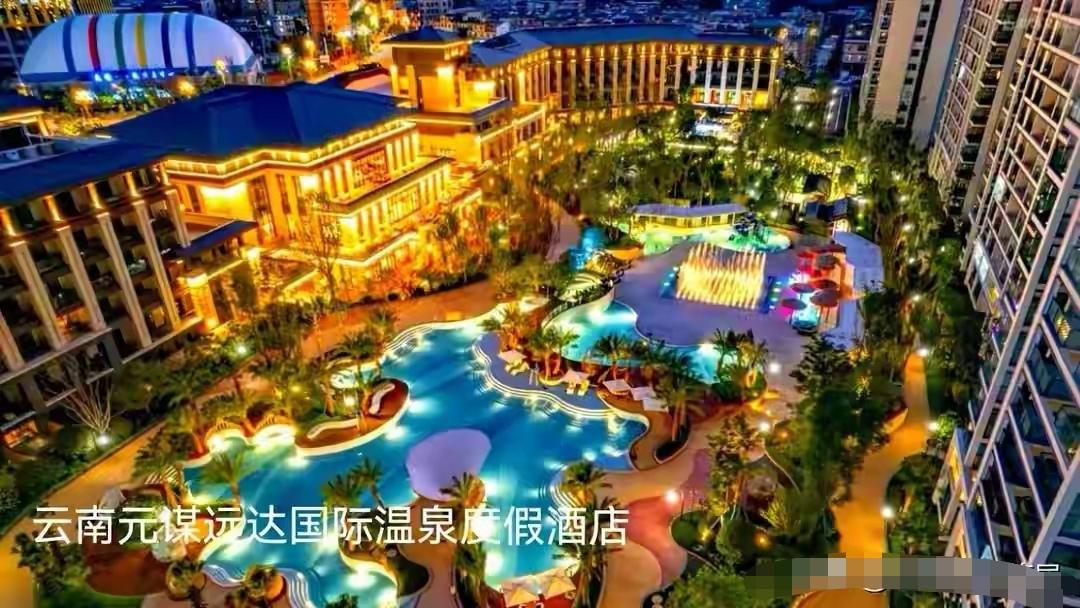 凌晨一点，成都的朋友发来消息：“热得睡不着。”我回了一张照片——元谋阳台上23℃