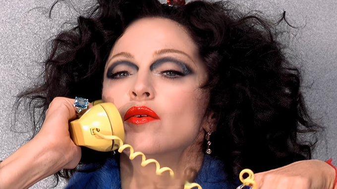 Madonna 23年前，流行天后Madonna将批判名利场虚妄的经典力作《Ho