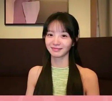 田曦薇对自己的颜值这么自信吗？素颜出镜 ​​​