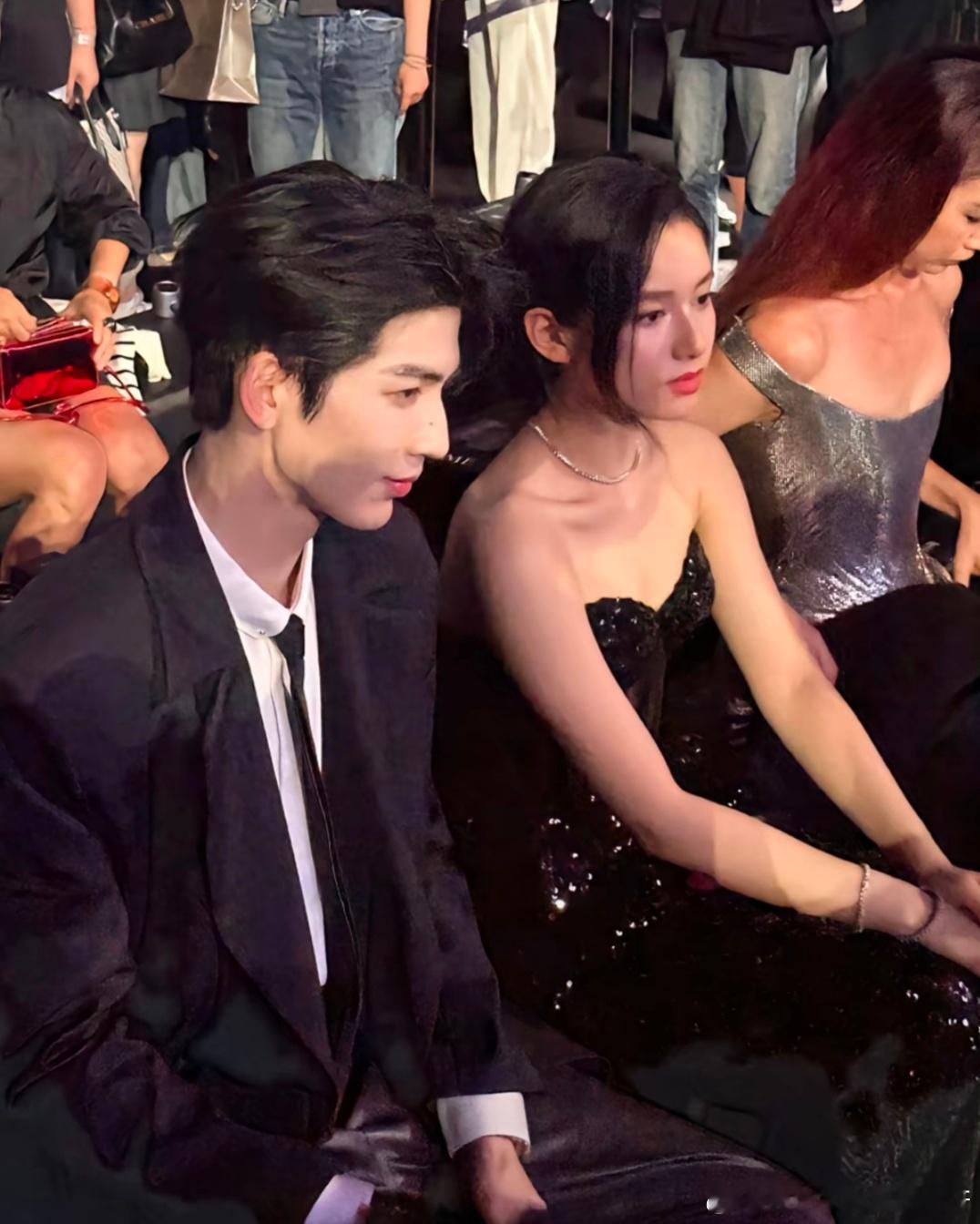 张凌赫、张婧仪这逆天的颜值，期待二位合作一部电视剧吗？ ​​​
