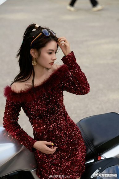 看徐若晗演戏感觉被抱了一下被叶春春治愈的每一天！徐若晗身上自带温柔 buff🌷