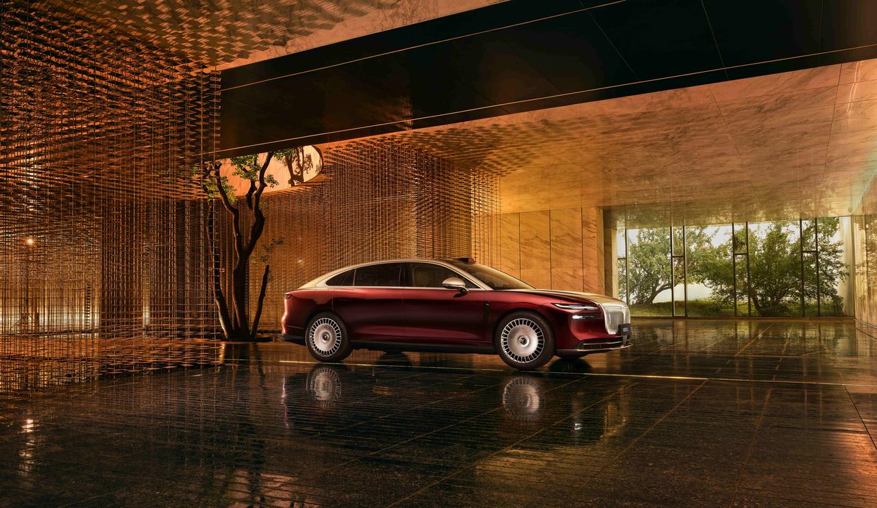 独家｜岚图追光L定价或35万元左右，将于12月10日正式上市
 
12月8日，据