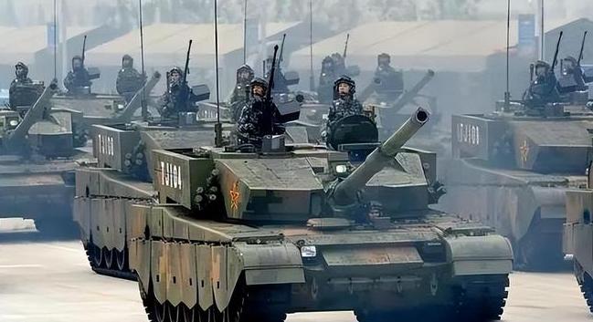 咱们的重装合成旅到底有多强？这么说吧，俄乌战场要是有一个，战线早就推完了。
 