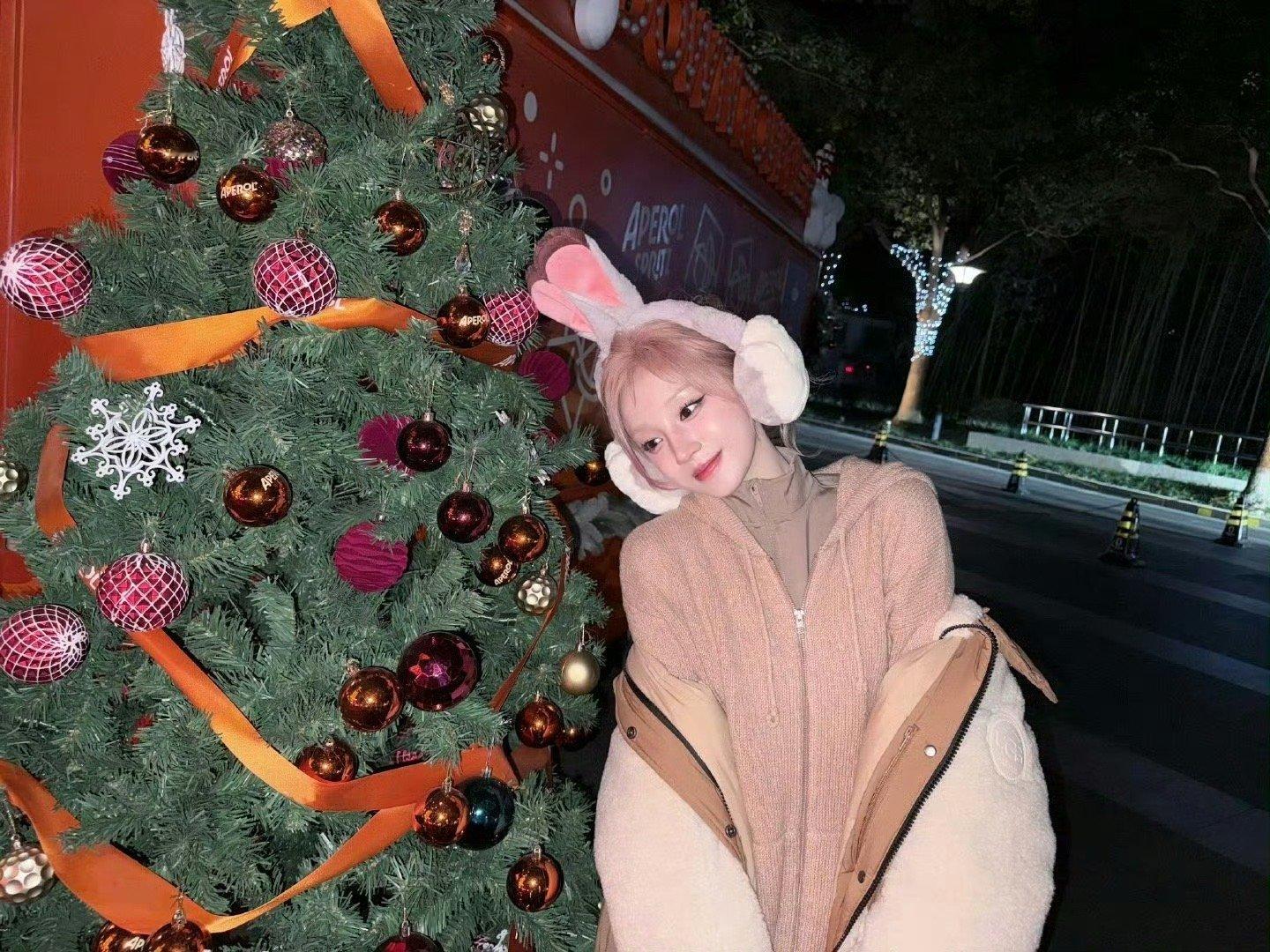 宋雨琦朱迪耳朵好萌◍˃ᵕ˂◍ 