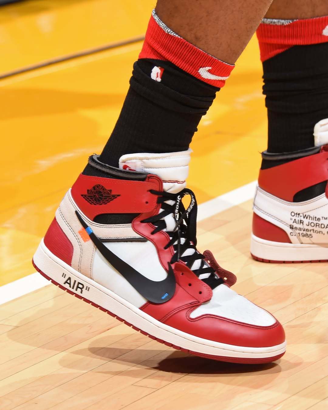 看看塔克在NBA都穿什么鞋子 