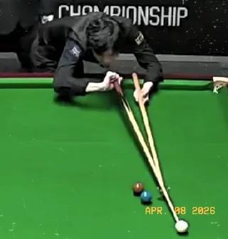 张家玮憾负！
卡蒂决胜局打出单杆94分，94-0一杆制胜，没再给张家玮任何机会。