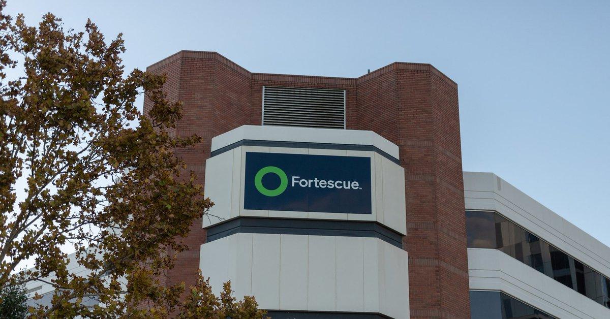 [To learn English]

An Australian court 