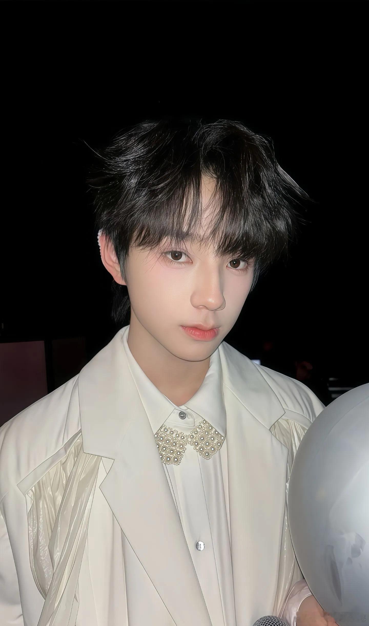 🩵🩵  𝒮𝒽𝒶𝓃 𝓗𝓮 𝒾𝓈 𝒷𝓇𝒾𝓁𝓁𝒾𝒶?