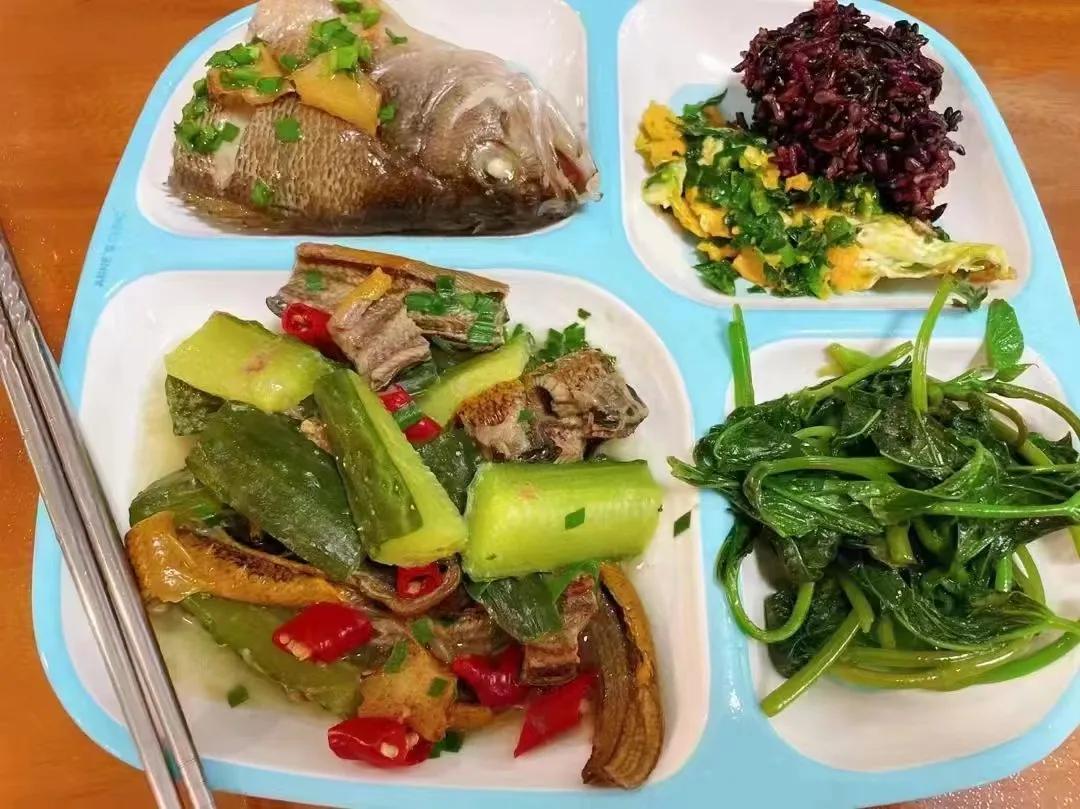 作为普通人，
人到中年你的家庭抗风险能力是几级 ?

最强等级: 坐拥数套房子，