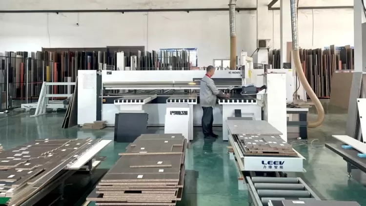 从“内卷”到“破局”：菲瑞登携手豪迈探寻中小定制企业转型之路